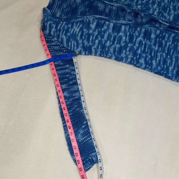 100% Merino Wool Hand knit Cardigan size small, made in the color Seaside :) - Picture 9 of 10